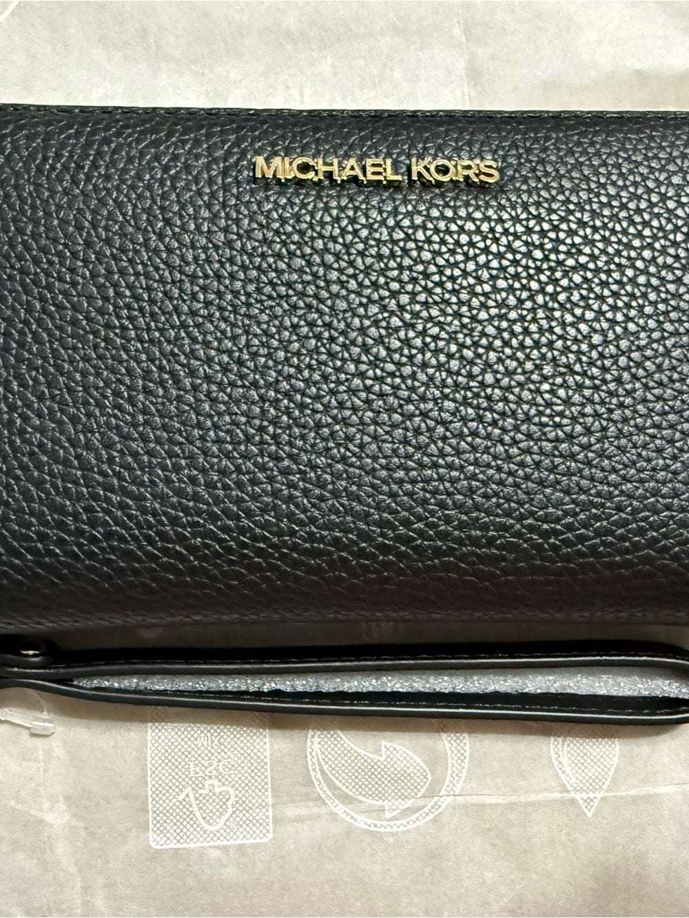Michael Kors Jet Set Travel Large Pebbled Leather Wristlet