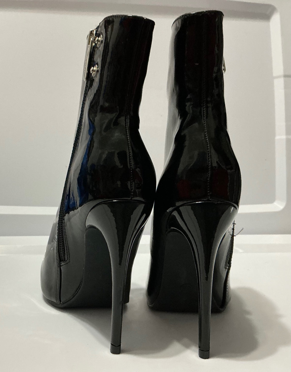 Cape Robbin faux Black Patent Leather High Heel Ankle Boots Size 6.5