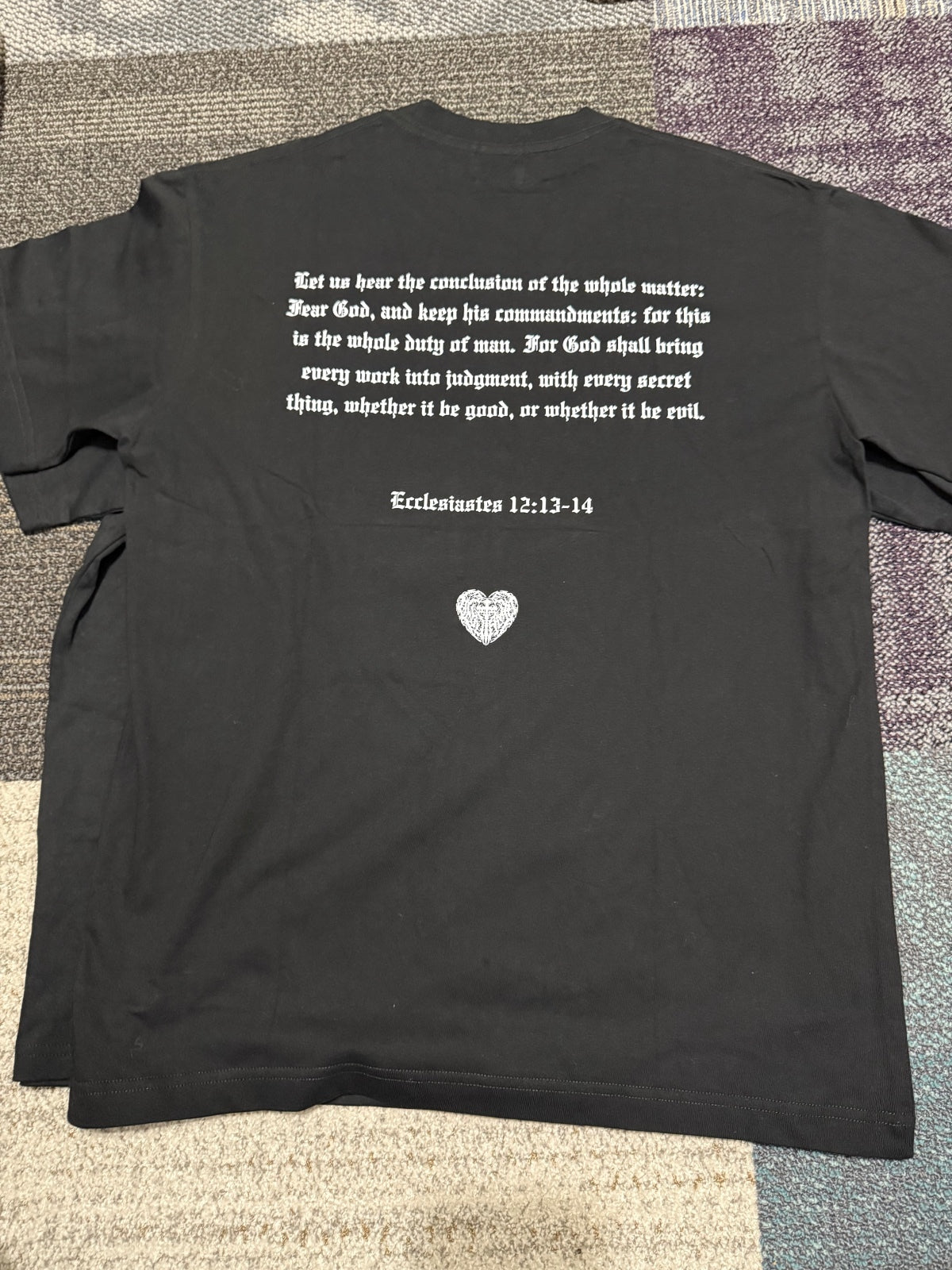 DeusAmat Black Graphic T-Shirt with Winged Heart Design, Size L