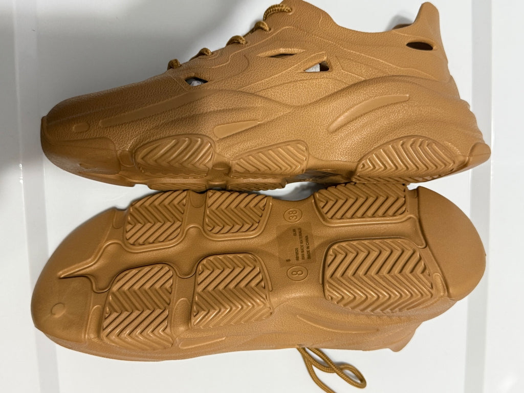 Cape Robbin Women's Tan Lightweight Casual Sneakers Size 8